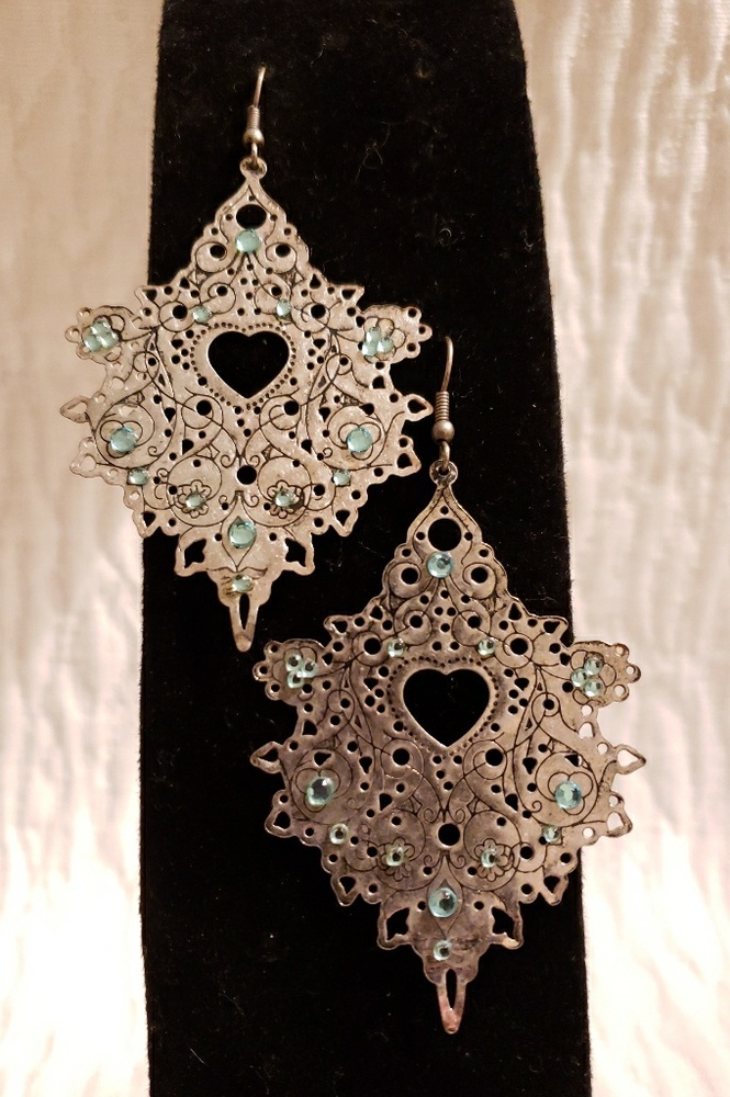 Earings
